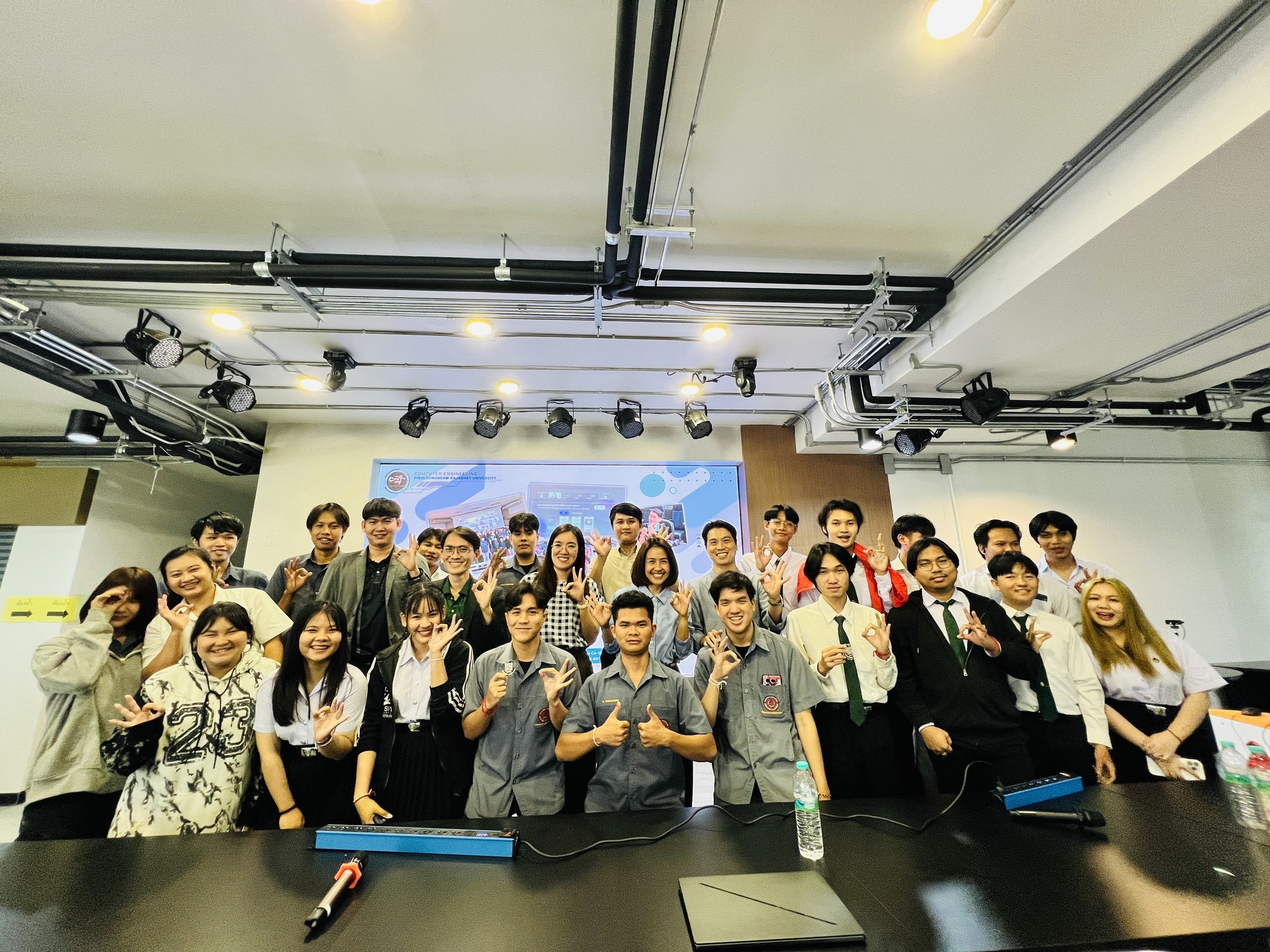 652494175_1585953116501245_851665678720019834_n